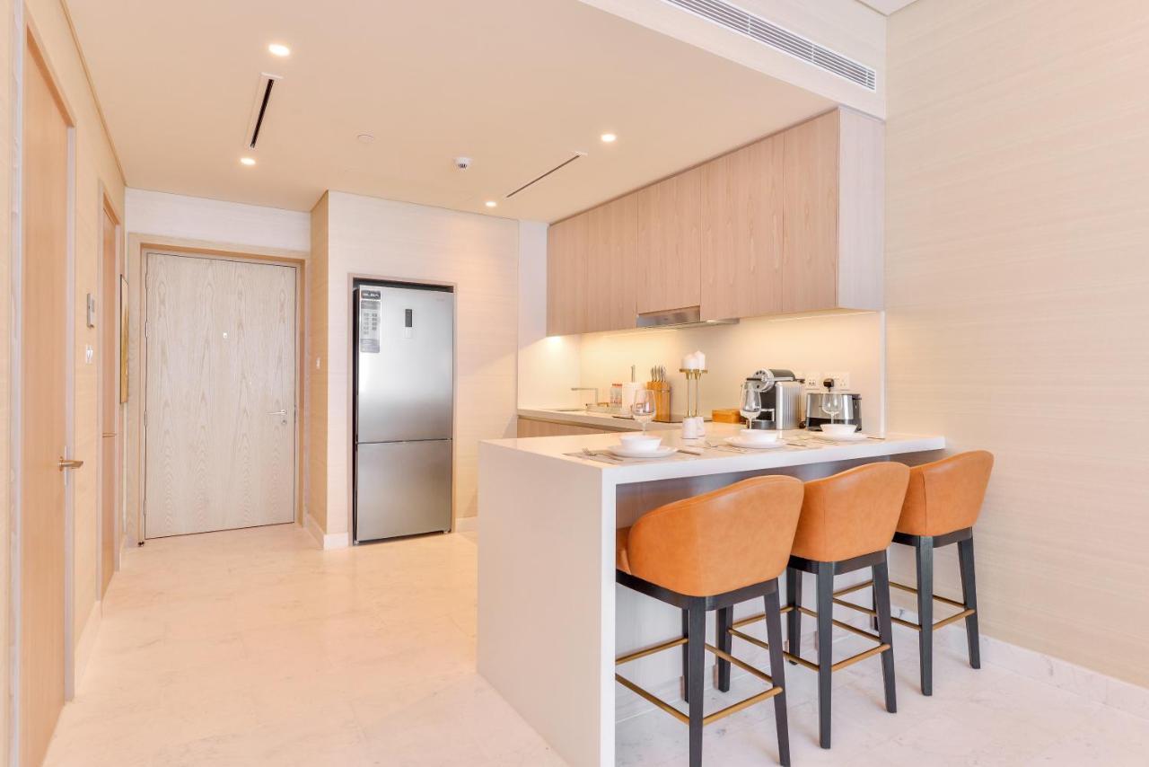 Ultra Luxury Palm Tower With Shared Hotel Facilities Dubaj Kültér fotó