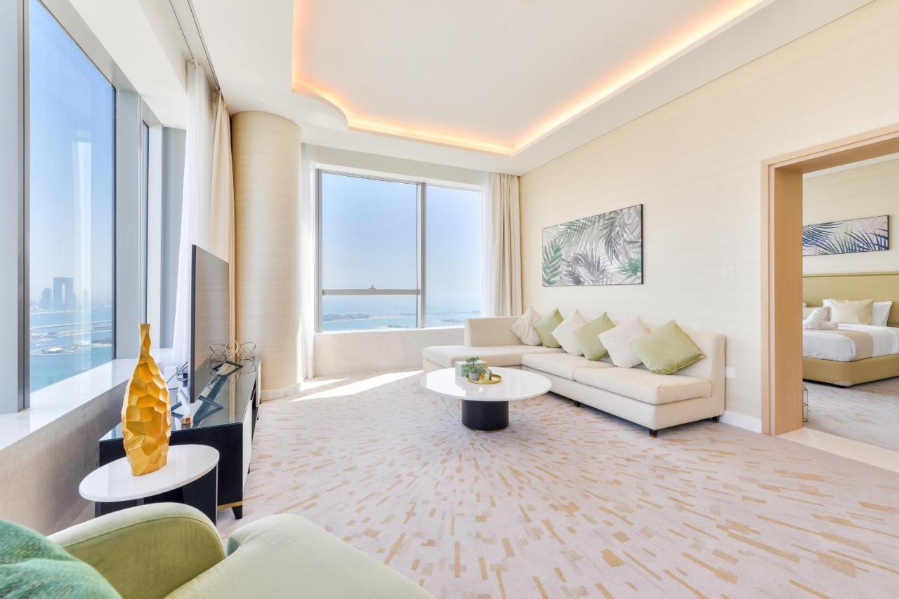 Ultra Luxury Palm Tower With Shared Hotel Facilities Dubaj Kültér fotó