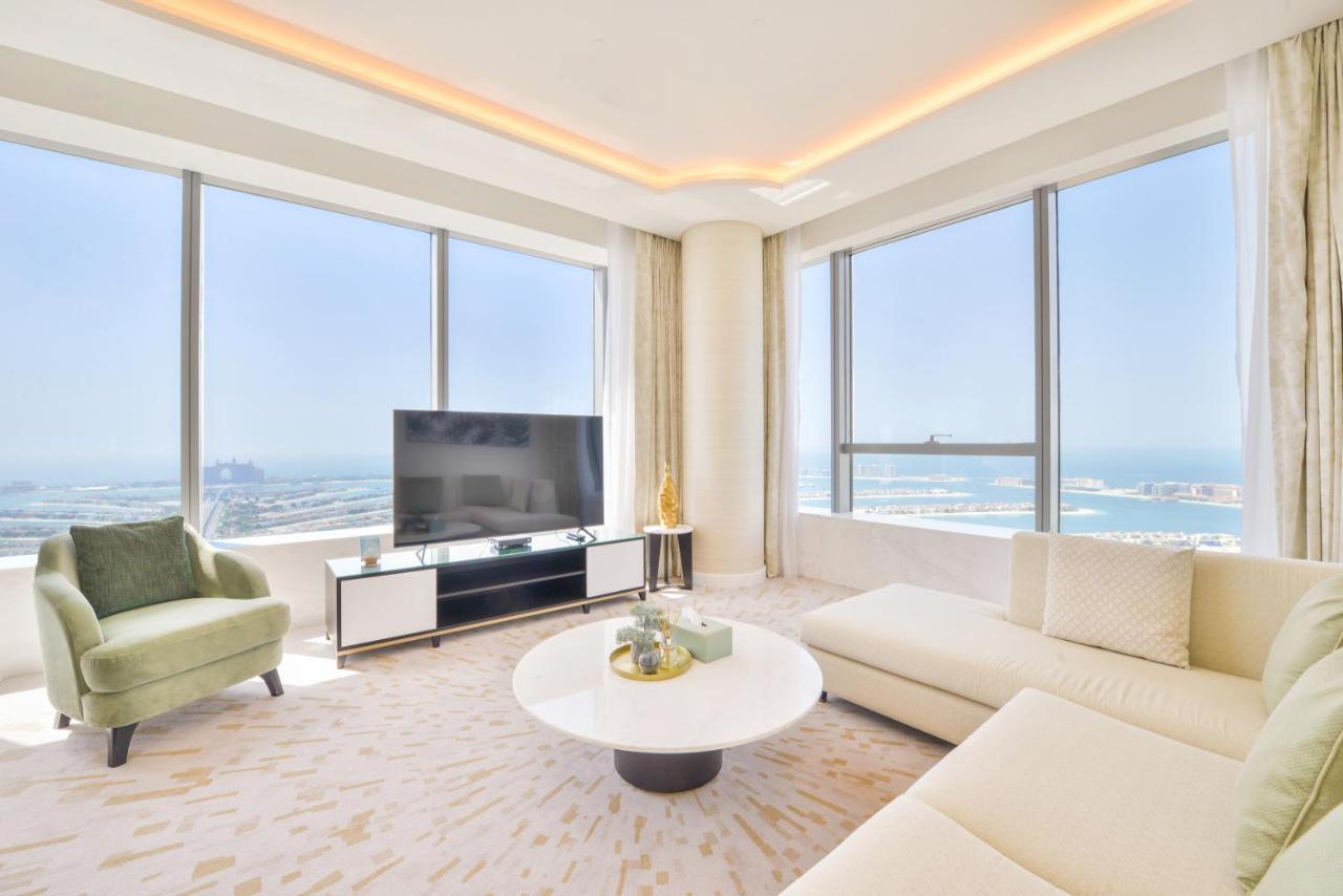 Ultra Luxury Palm Tower With Shared Hotel Facilities Dubaj Kültér fotó